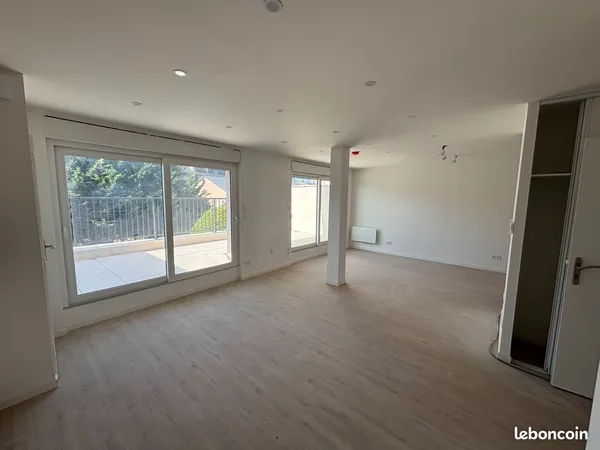 ✨ Saint-Pierre-des-Corps - Appartement neuf 4 pièces de 89 m² avec terrasse, jardin et garage double