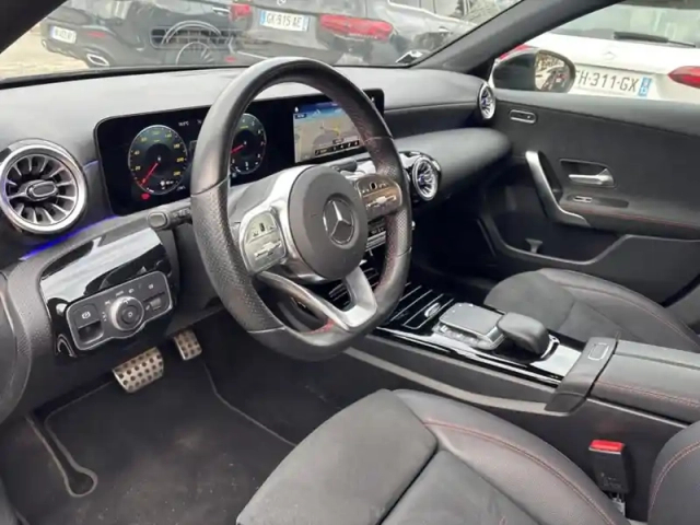 Mercedes Classe A 200 amg line — photo 15