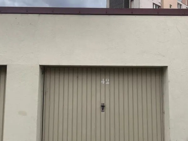 Garage/box 15 m² Montigny Les Metz