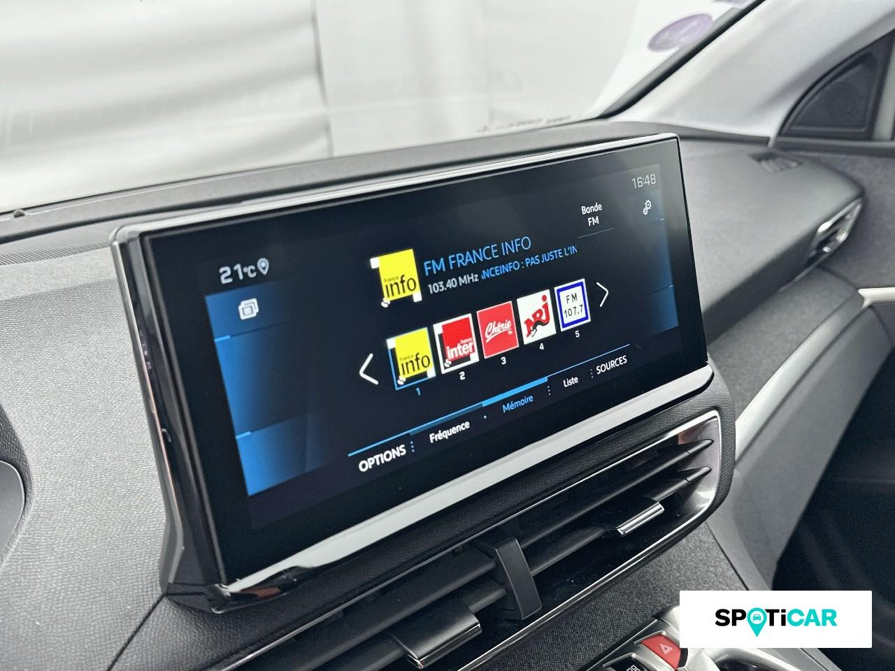 Peugeot 3008 1.2 puretech 130ch s&s roadtrip eat8 — photo 13