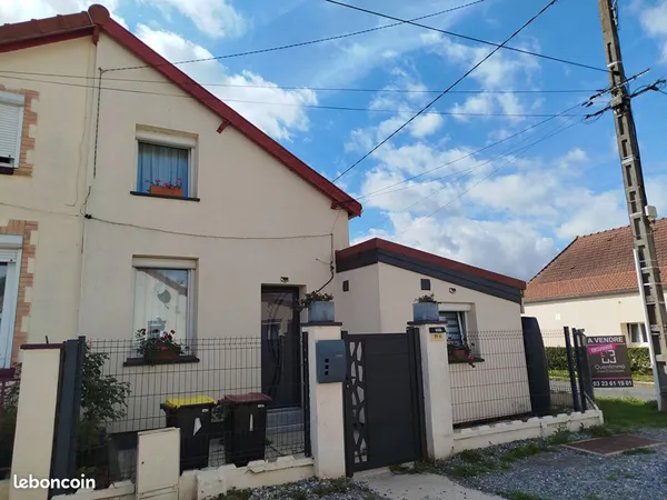 Maison 7 pièces 93 m²