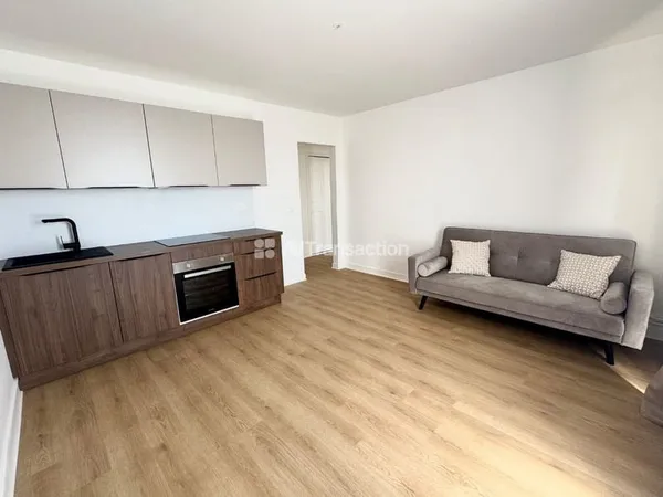 Agréable appartement rénové, résidence calme et recherchée