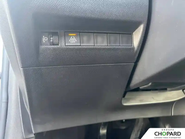 Peugeot 208 puretech 75 s&amp;s bvm5 — photo 71
