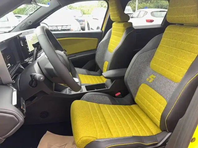 Renault 5 renault  e-tech electrique 10 ch autonomie confort — photo 10