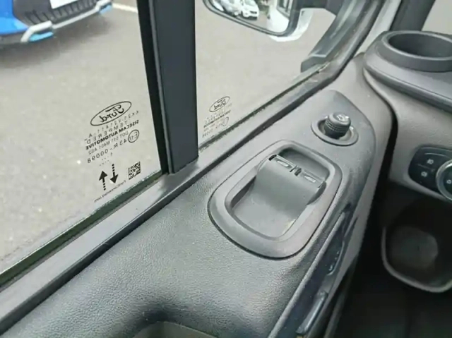 Ford Custom 320 l1h1 2.0 ecoblue 130 bva trend business — photo 6