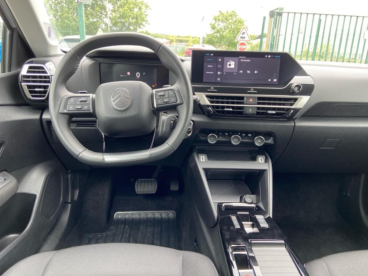 Citroën C4 hybride 136 e-dcs6 plus — photo 8