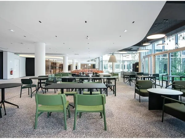 Bureaux 3078 m²