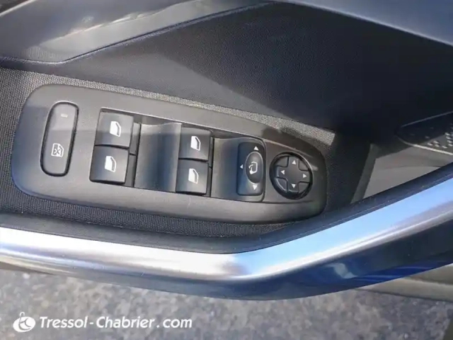 Peugeot 2008 bluehdi 100ch s&amp;s bvm5 allure — photo 20