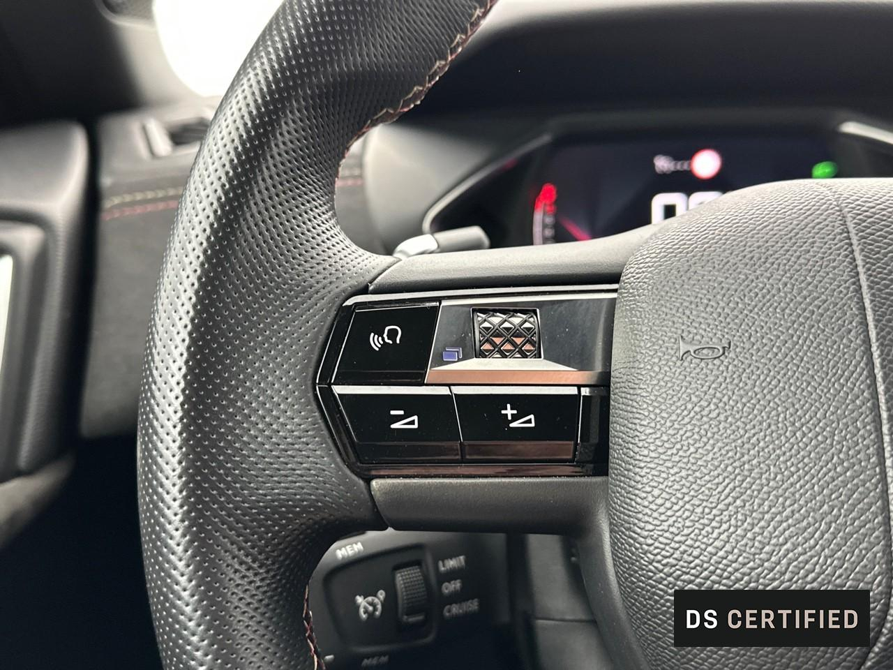 Ds Ds 3 crossback puretech 130 eat8 performance line+ — photo 21