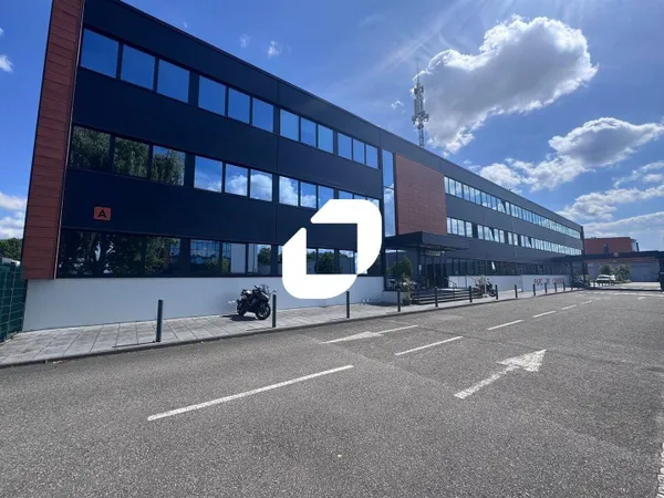 Bureaux 194 m²