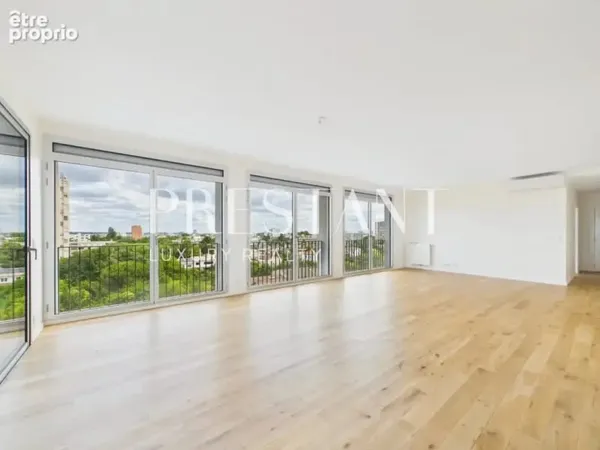 Bordeaux Caudéran - Appartement d'exception en dernier étage - 188m2 de terrasses - Vue panoramique 