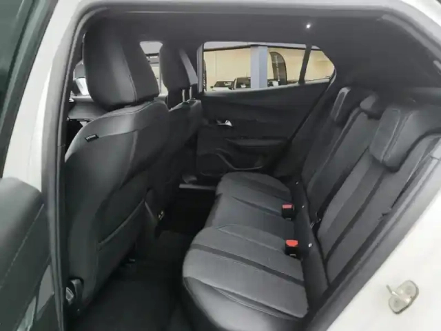 Peugeot 2008 puretech 130 s&amp;s bvm6 allure pack — photo 23