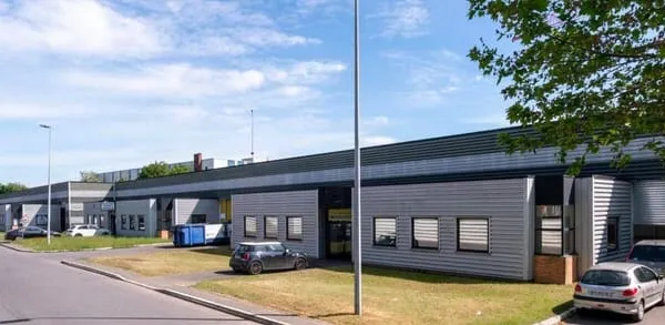 Bureau 1070 m²