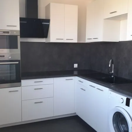 F4 69 M² Très lumineux traversant E/O