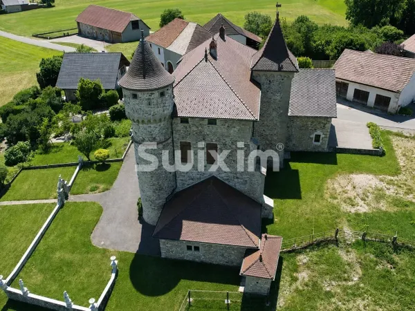 CHOISY- Maison forte du XVe siècle - Charme, authenticité et calme absolu