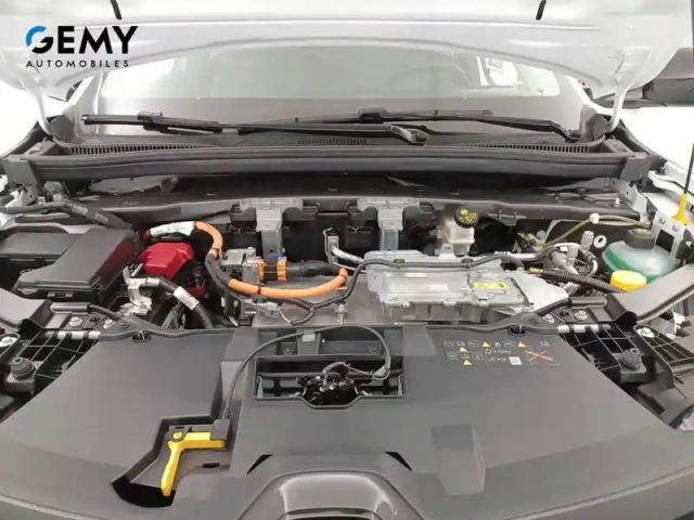 Renault Megane e-tech ev40 130ch standard charge — photo 30