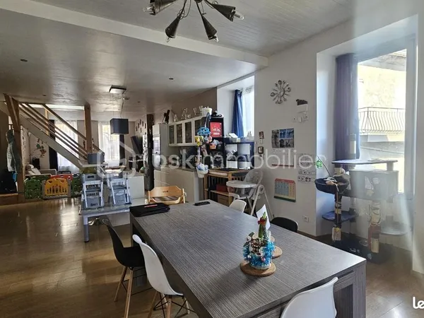 Maison 6 pièces 154 m²