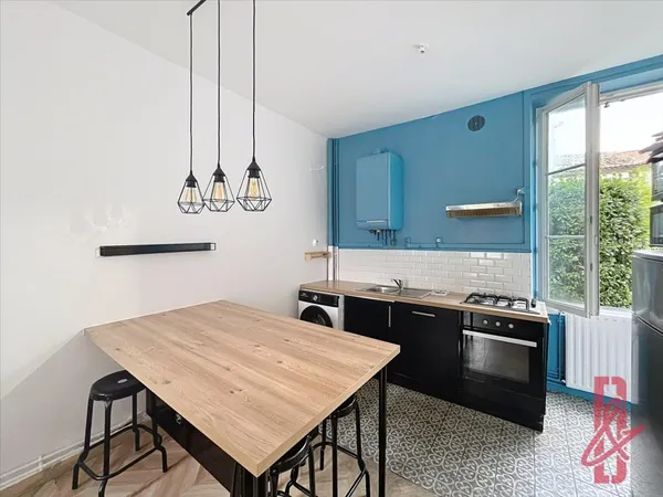 T2 MEUBLE-ANGOULEME