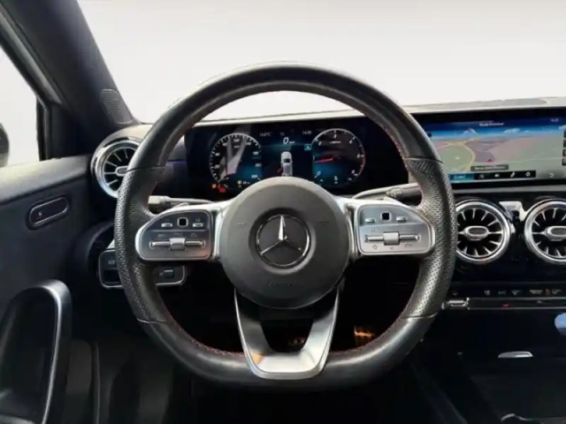 Mercedes Classe A 200 d 150ch amg line 8g-dct — photo 12