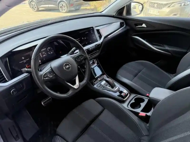Opel Grandland 1.2 turbo 130 ch auto elegance business — photo 22