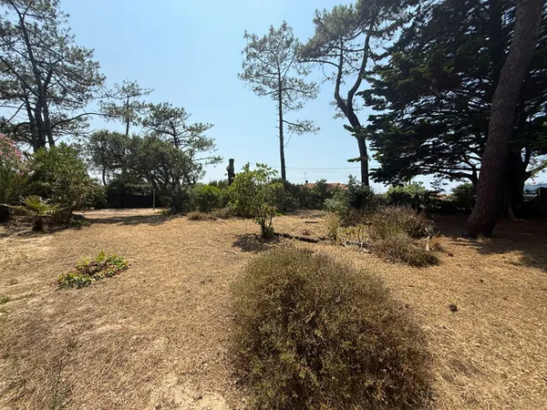 Terrain constructible à Vieux-Boucau, Opportunité rare !
