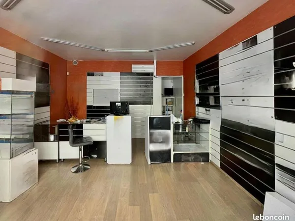 LOCAL COMMERCIAL 40 m² GRASSE