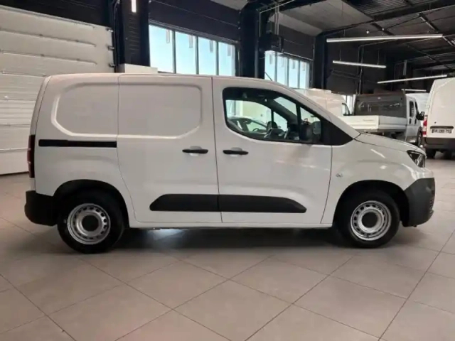 Peugeot Partner standard 650kg bluehdi 75ch premium 4cv (9082?ht) — photo 4