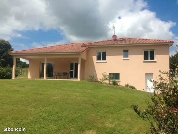 Maison F6 125 m² terrain 3061 m² en campagne