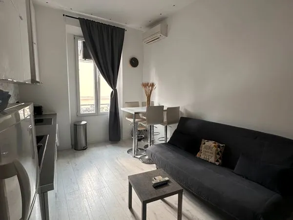 Cannes centre - Studio rénové avec mezzanine - Vieux-Port à 5 min
