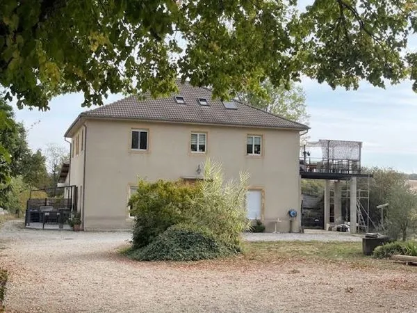Charmant Appartement T6 Duplex 91 m² (139 m² au sol) - POUILLY