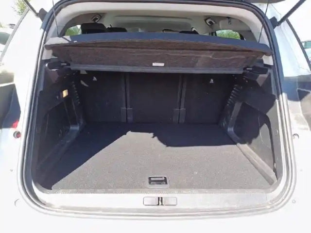 Citroën C5 Aircross hybride rechargeable 225 e-eat8 — photo 6