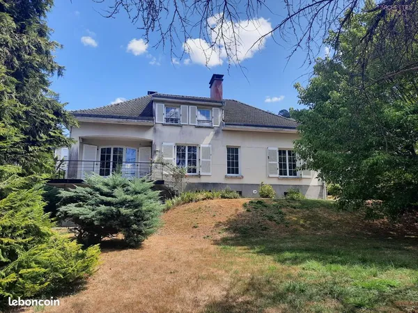 Maison 8 pièces 158 m²