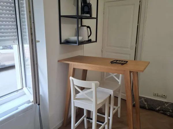 Studio 1 pièce 17 m²