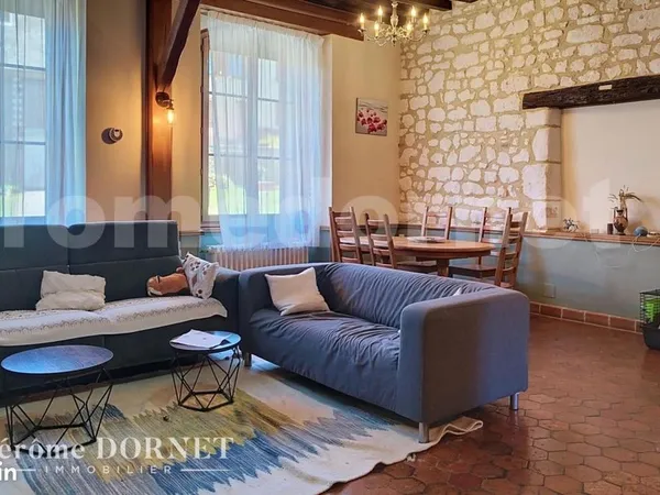 Maison de village 5 pièces 180 m²