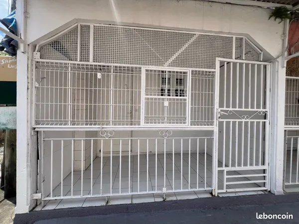 Appartement Location Morne-à-l'Eau 1p 25m² 400€