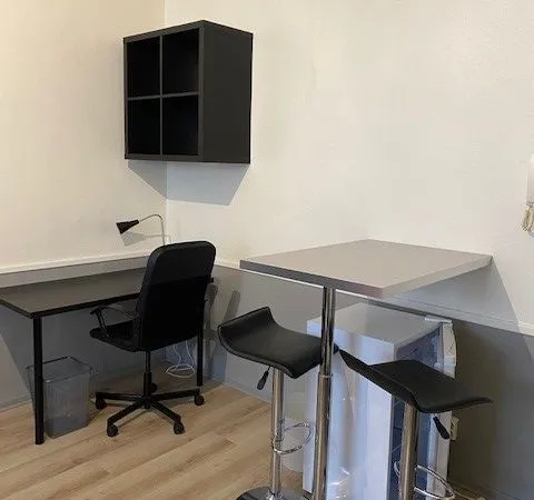 Studio meuble, sect. Laon, 420 charges comprises