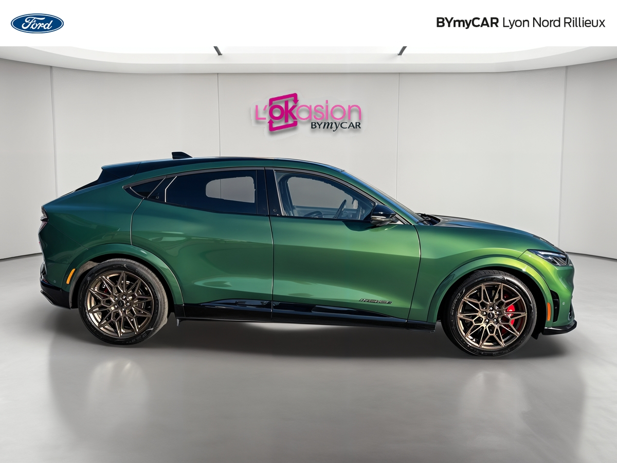 Ford Mustang Mach-E Extended Range 91 kWh 487 ch AWD — photo 6