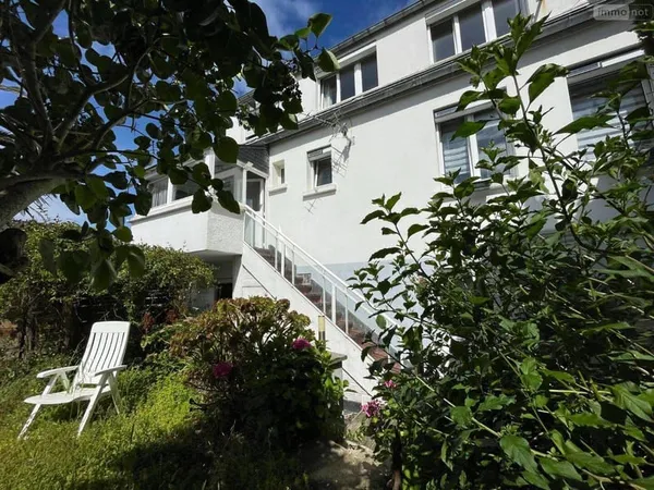 Maison 14 pièces 250 m²