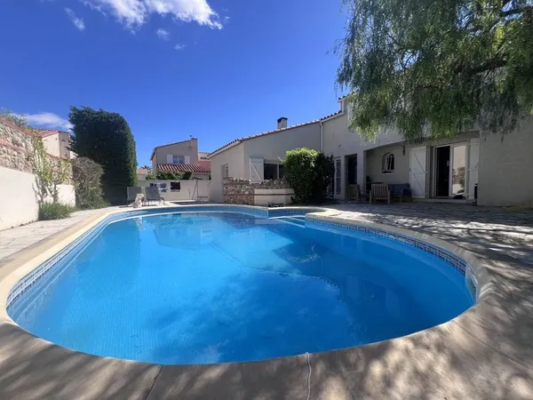 Villa 7 pièces 194 m²