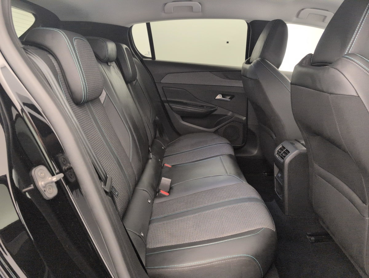 Peugeot 308 — photo 10