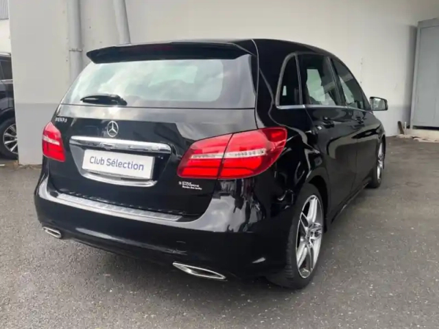 Mercedes Classe B 180 d 109ch sport edition 7g-dct — photo 2