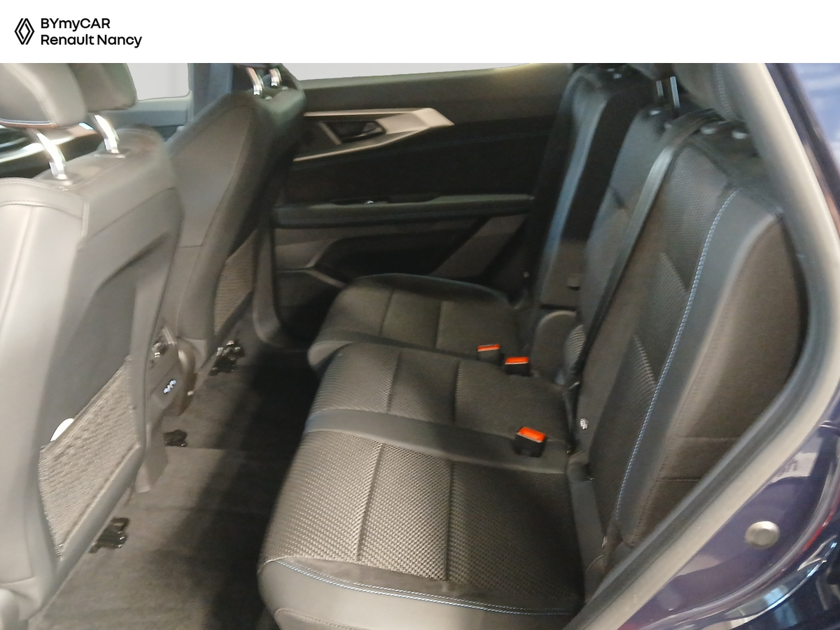 Renault Espace full hybrid E-Tech 200 ch 7pl — photo 12