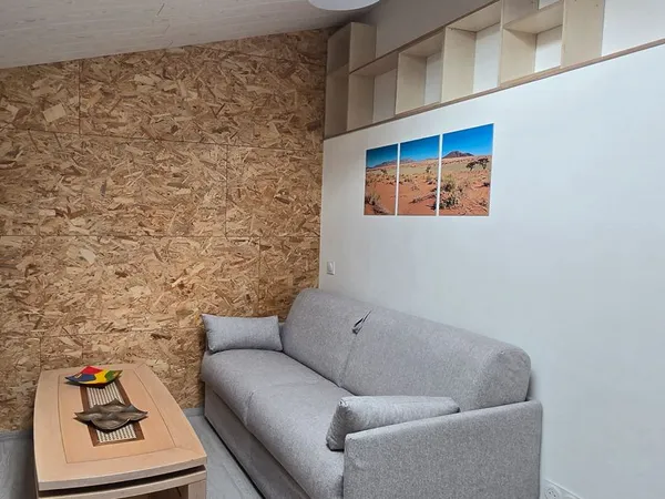 Location STUDIO Meublé