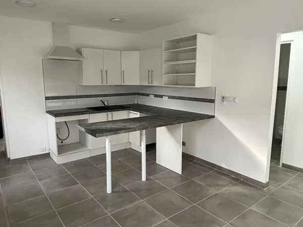 MAISON + F3 - AVENUE DE TOULOUSE