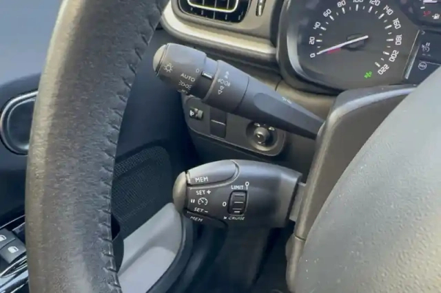 Citroën C3 puretech 110 s&amp;s bvm6 — photo 21