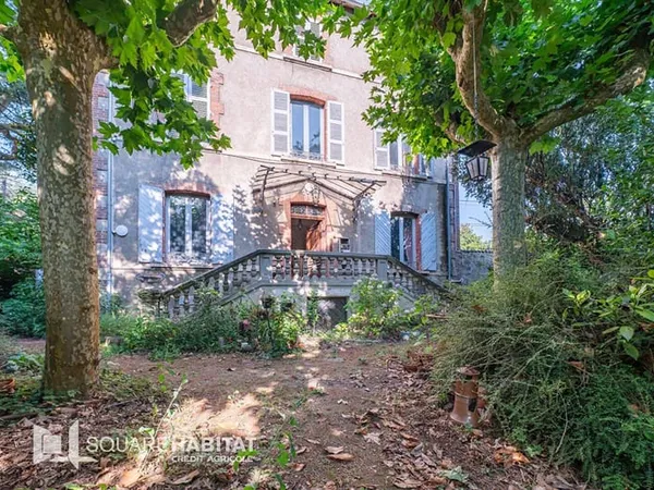 Maison 8 pièces 170 m²