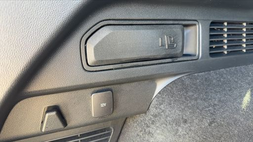 Ford Kuga 2.5 Duratec 190 Flexifuel Hybrid CVT - Vignale – 2023 – 29497 km – Autre – Boîte Automatique — photo 23