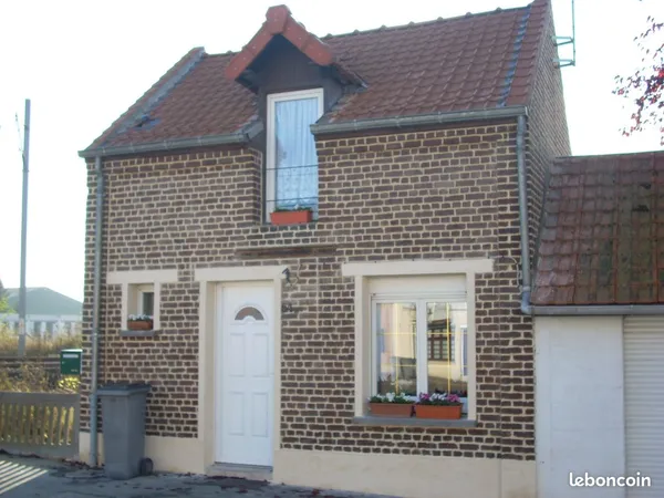 Charmante Petite Maison De Type F2 (meublé)