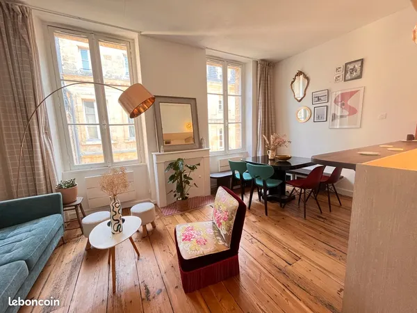 Duplex 56m² carrez - 76m² au sol - rénové haut de gamme - 2 ch - 2 SDB