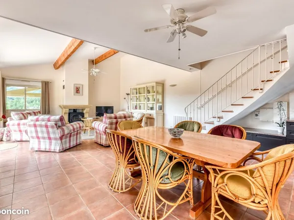 Mas 6 pièces 142 m²